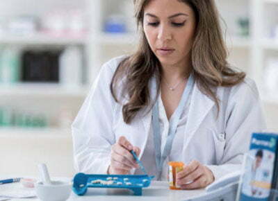Shopping carts and shopping carts for pharmacies| Utility carts and shopping trolley | Chariot Shopping